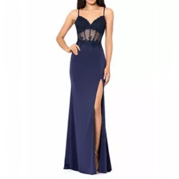Betsy & Adam Dresses & Skirts - BETSY‎ & ADAM NAVY formal gown